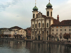 Luzern die Leuchtenstadt